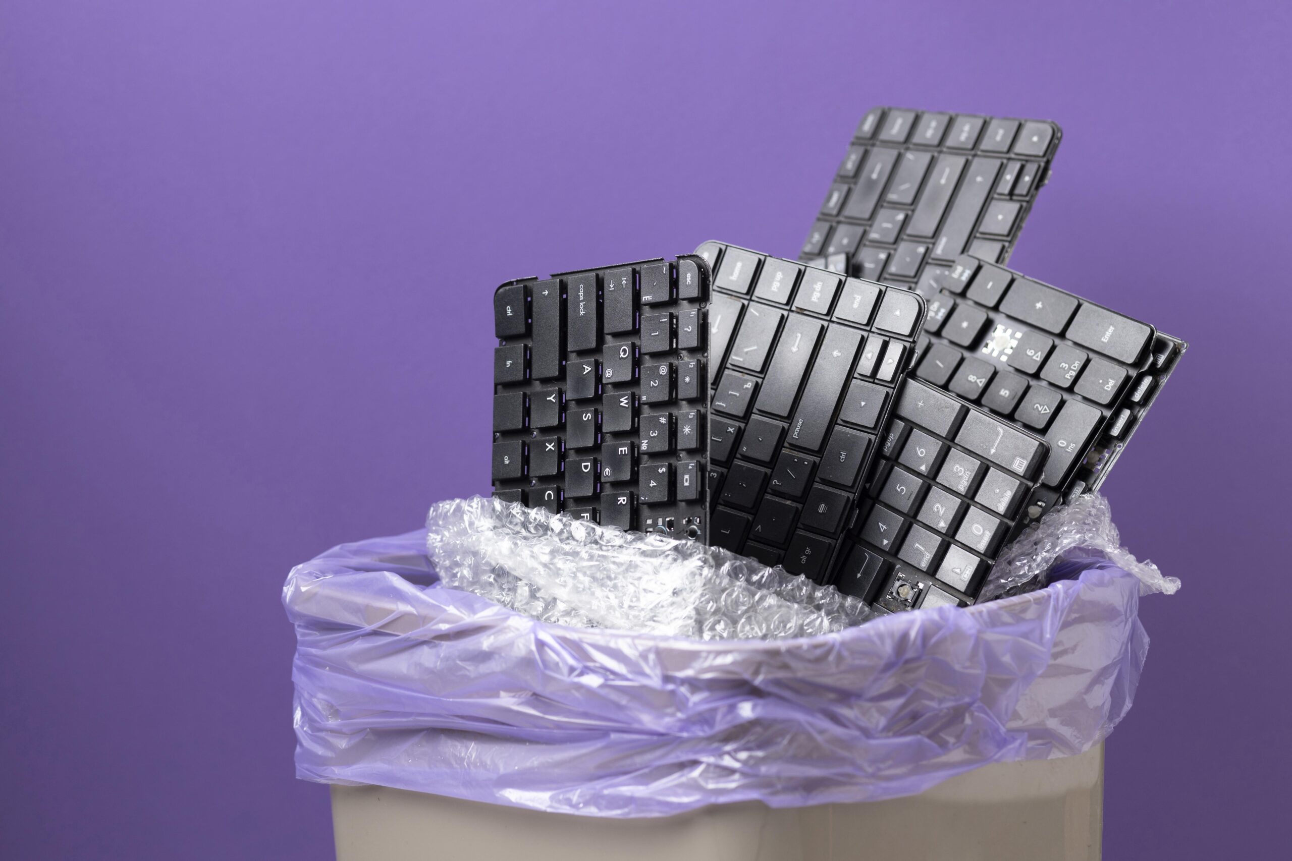 Quer saber se o seu produto eletroeletrônico é objeto de logística reversa pela legislação brasileira? Confira.