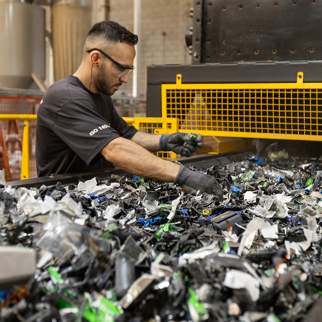 Gestão responsável de <b>Resíduos Eletrônicos.</b>