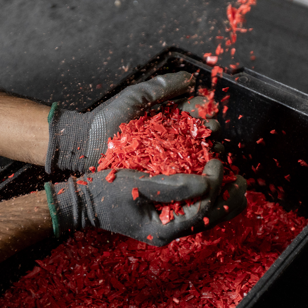 Excelência em Resina Plástica Reciclada