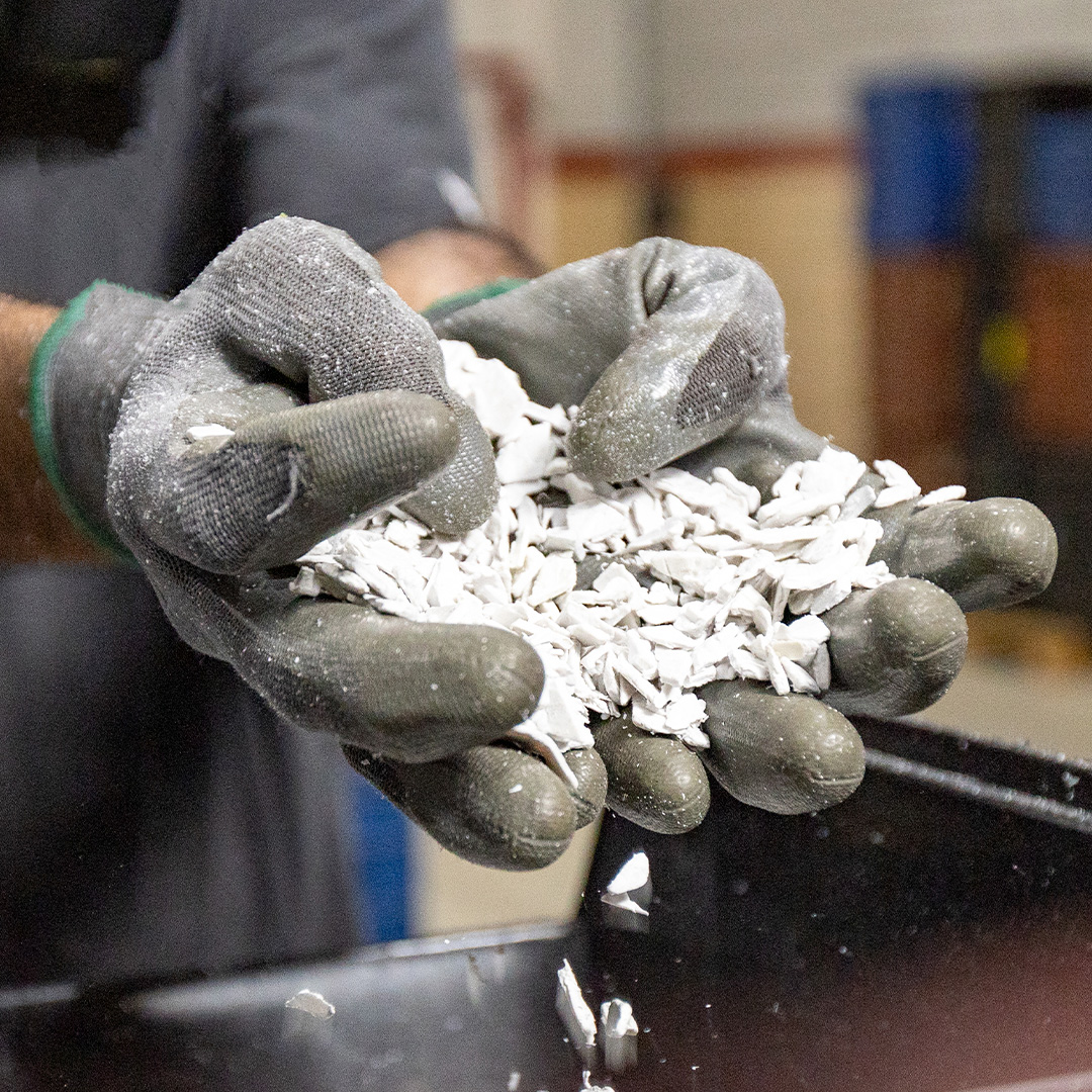 Manufatura reversa de resinas plásticas e economia circular